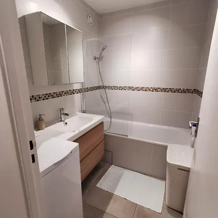 Appartement Proche Disneyland & Paris - 20 Minutes - Proche Gare Rer Noisiel Extérieur photo